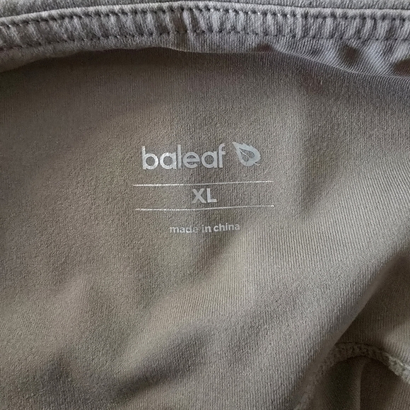 Baleaf Tan Crossover Flare Leggings With Pockets Women Size Xlarge - Picture 5 of 8